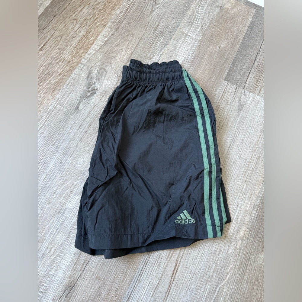 VTG 90s Adidas Black Elastic Waist Nylon Track Short Black Green Stripe Soccer M - Picture 7 of 7